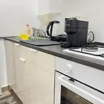 Studio Spatios Plaza Mall, Park Drumul Taberei